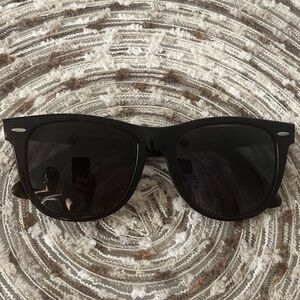 Rayban Sunglasses Unisex w/ Case